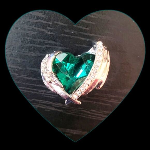 Angel wing pendant - Picture 1 of 1